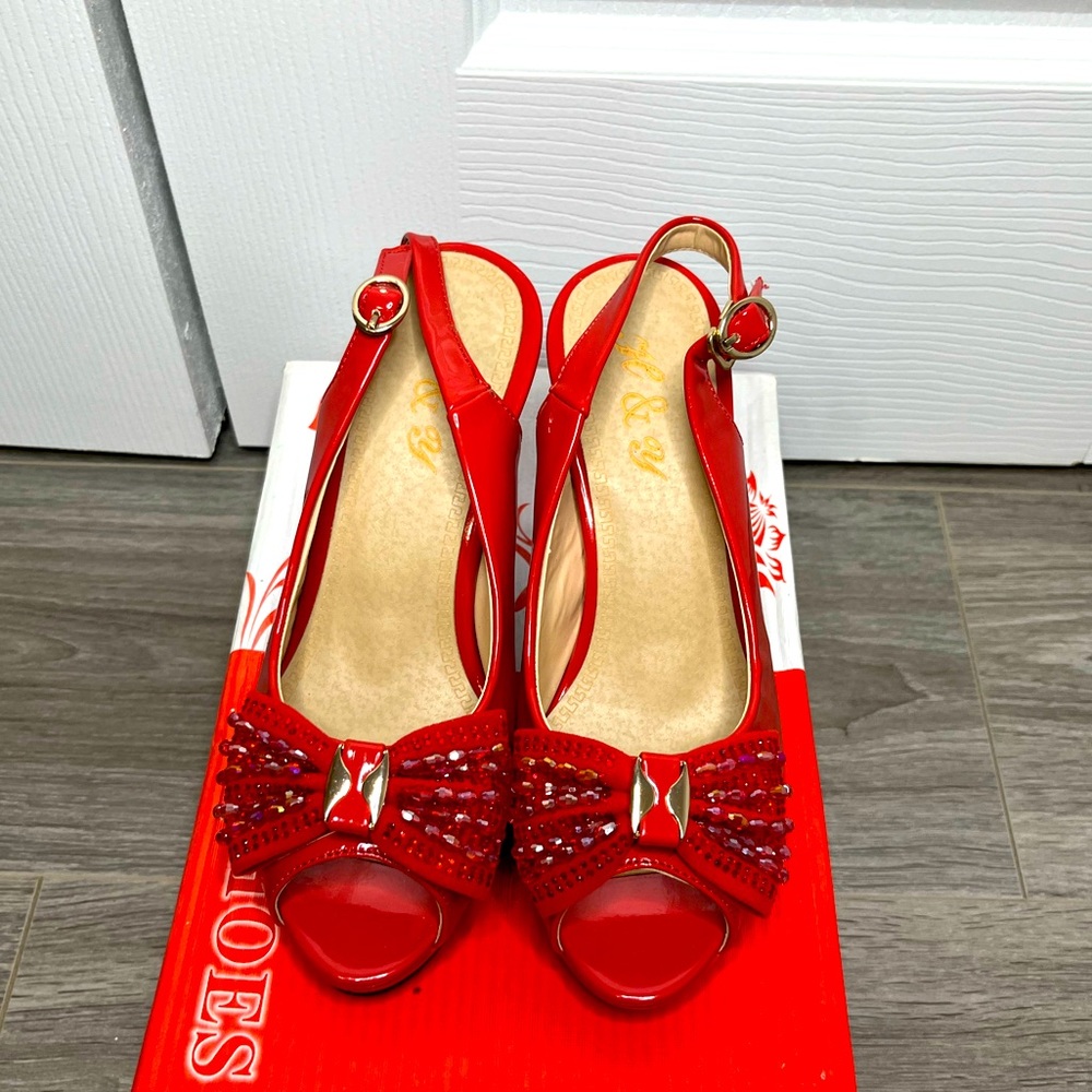 RED WOMENS HEELS WITH GLITTER BOW
